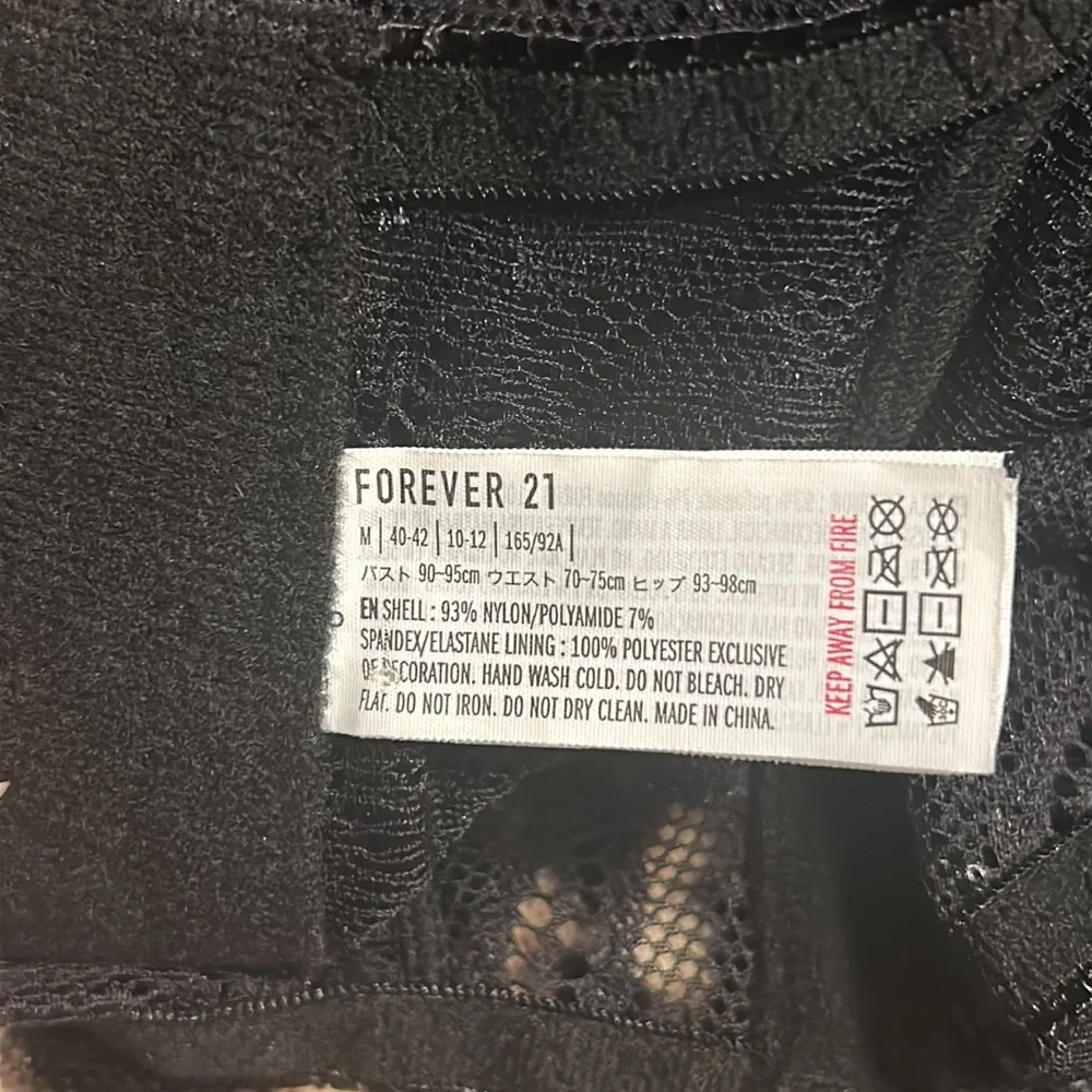 Forever 21 Black Lace Bustier Top NWOT Size Medium - Picture 5 of 5